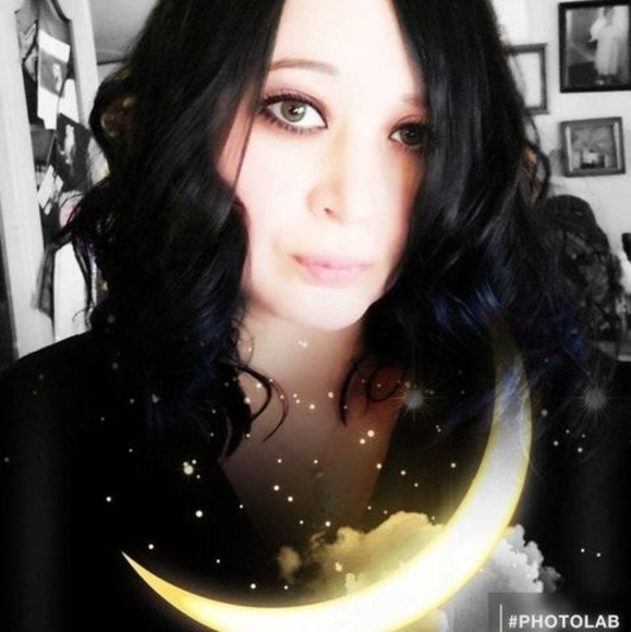 Meet your Posher, Katherine - Picture 1 of 1